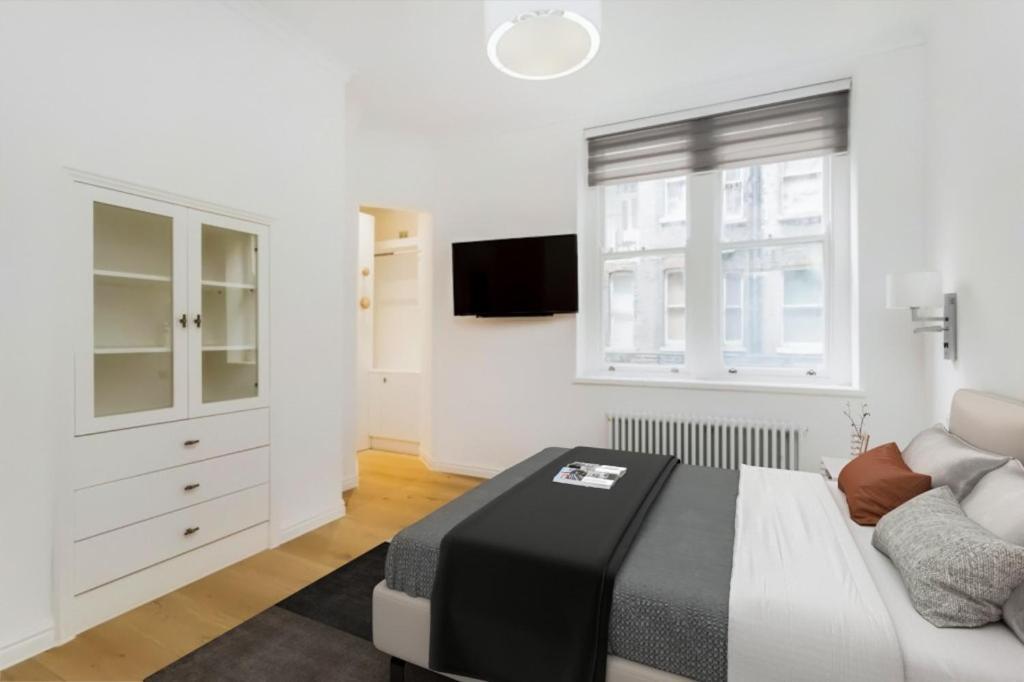 Modern Chelsea Flat, 3Bd 2Bath, With Parking Lägenhet London Exteriör bild