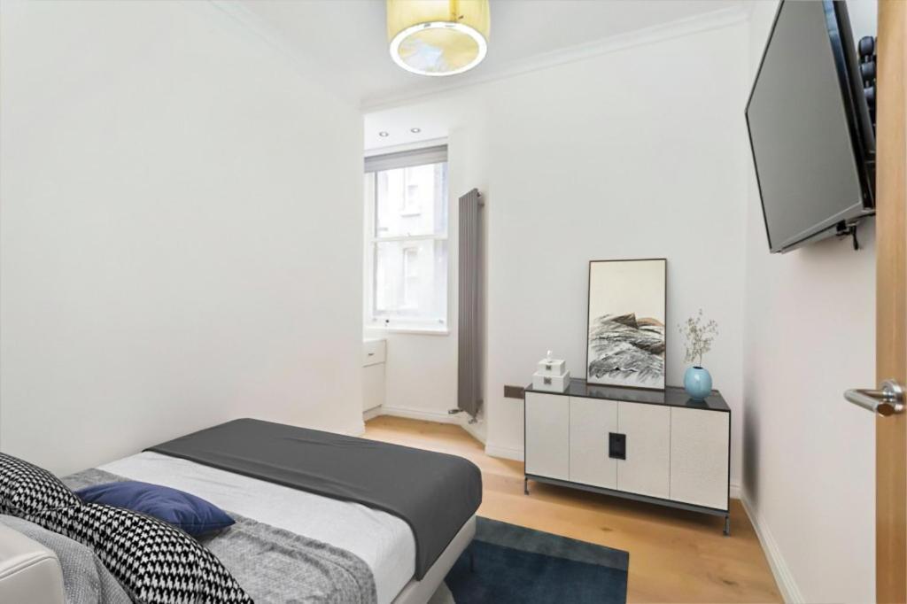 Modern Chelsea Flat, 3Bd 2Bath, With Parking Lägenhet London Exteriör bild